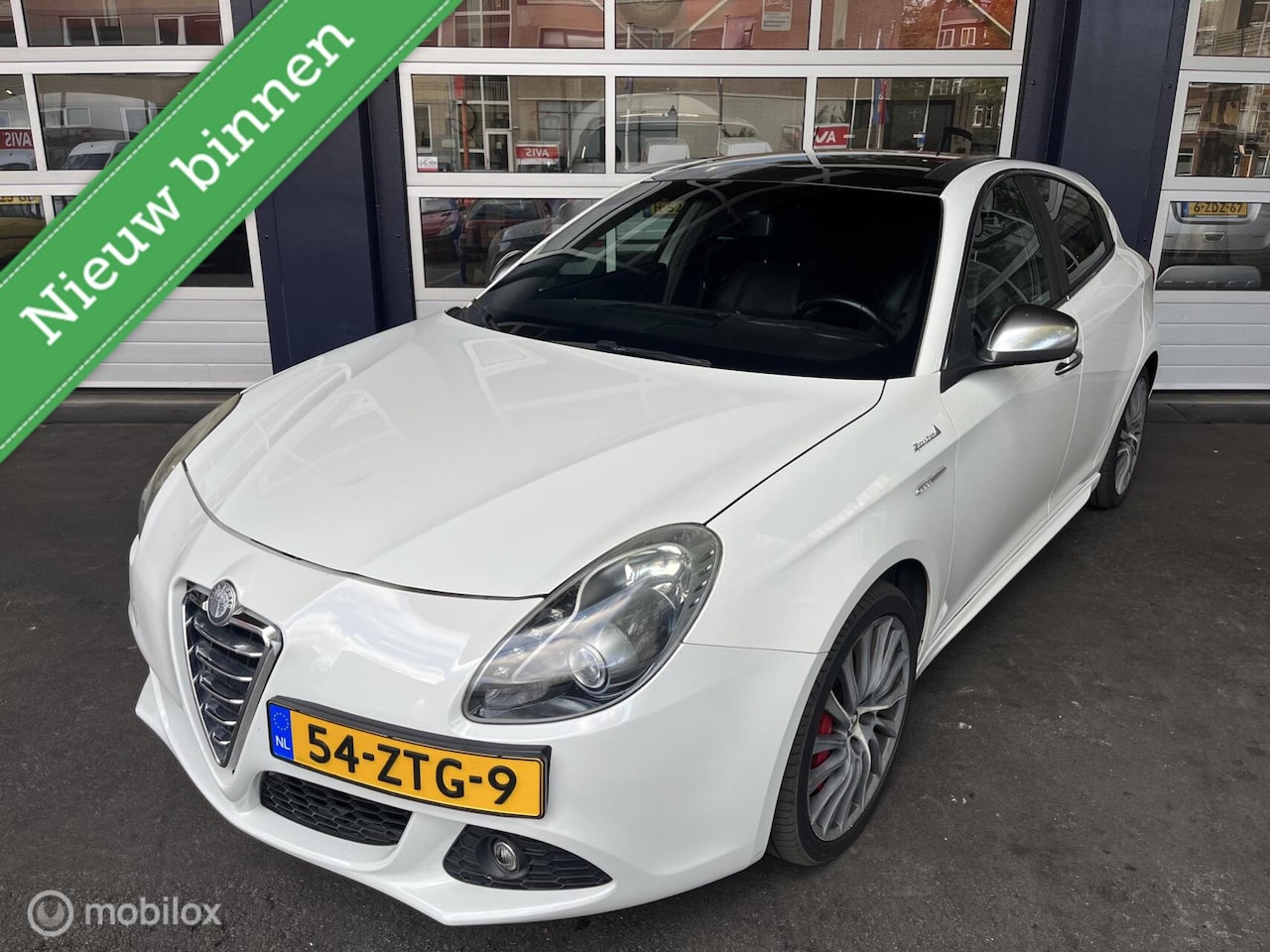 Alfa Romeo Giulietta - 1.4 T Limited Business Executi/AUT/Leer - AutoWereld.nl