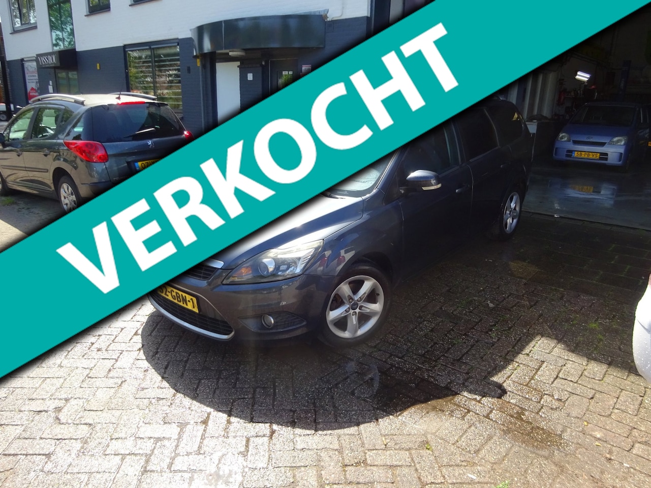 Ford Focus Wagon - 1.6 Titanium MET JAAR APK AIRCO WERKT GOED - AutoWereld.nl