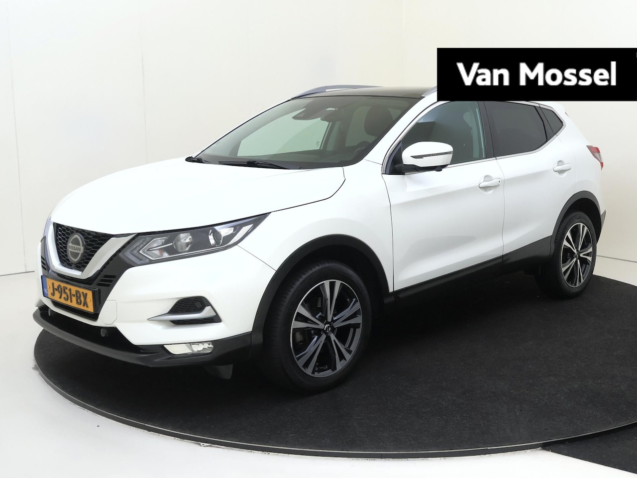 Nissan Qashqai - 1.3 DIG-T N-Connecta | Design-pakket | airco automatisch | Apple Carplay/Android | cruise - AutoWereld.nl