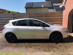 Opel Astra - 1.4 Turbo Sport
