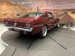 Ford Mustang Fastback