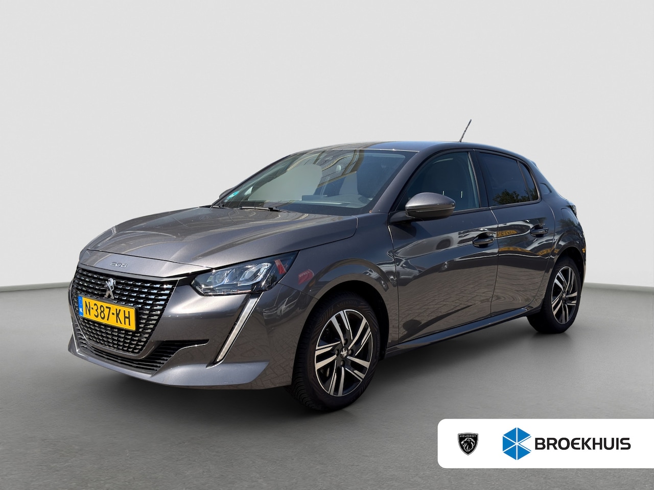 Peugeot 208 - 1.2 PureTech Allure Parkeersensoren | Full map navigatie | Climate control | Carplay/andro - AutoWereld.nl