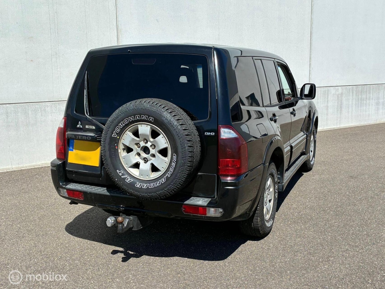 Mitsubishi Pajero - 3.2 Di-D 16V Long Body AIRCO 4 WD AUTOMAAT - AutoWereld.nl