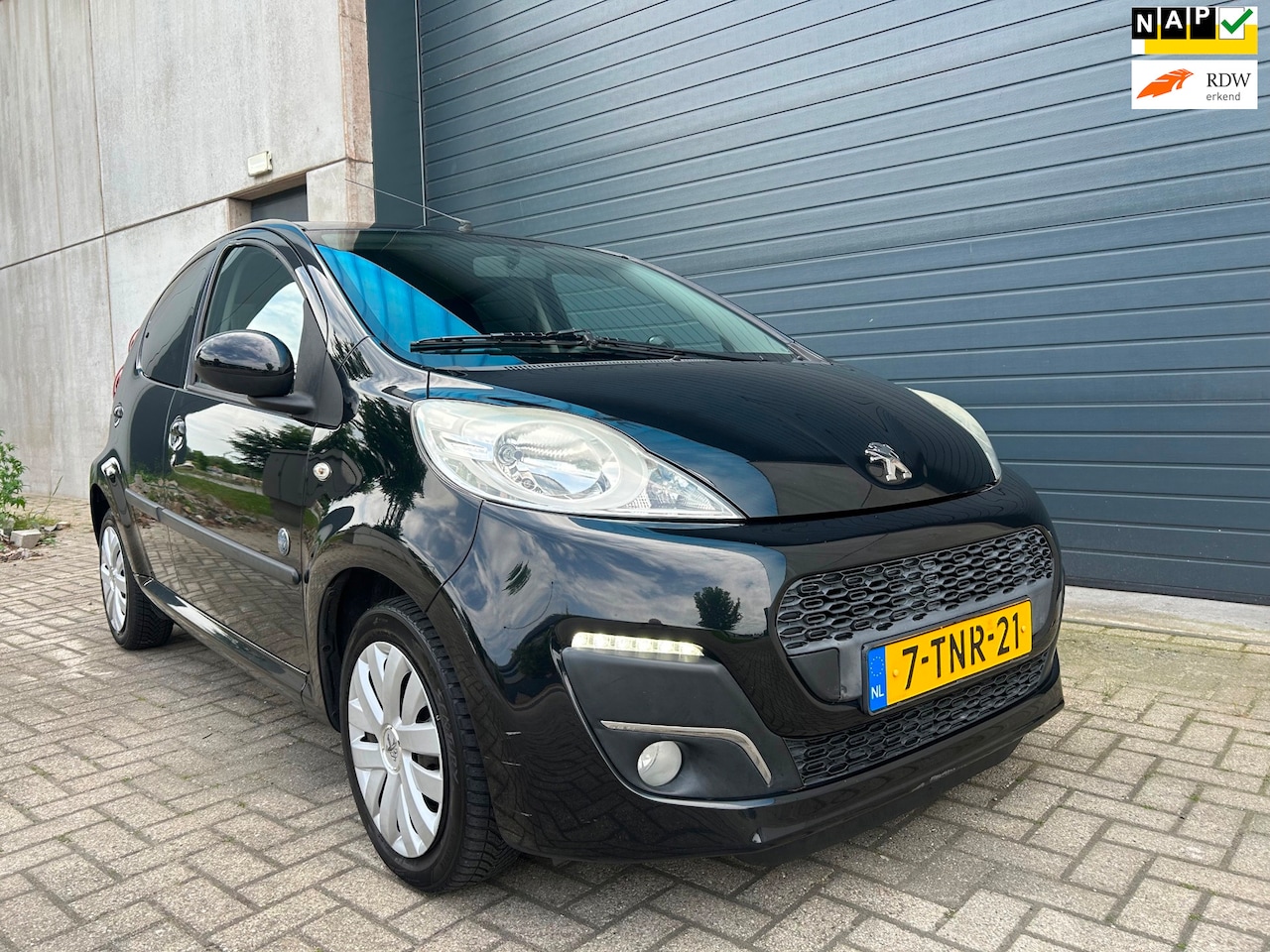Peugeot 107 - 1.0i Envy AIRCO 5DRS NAP 2014 - AutoWereld.nl