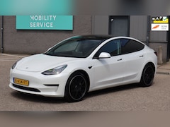 Tesla Model 3 - Long Range AWD 75 kWh SOH89% Facelift Clima Cruise