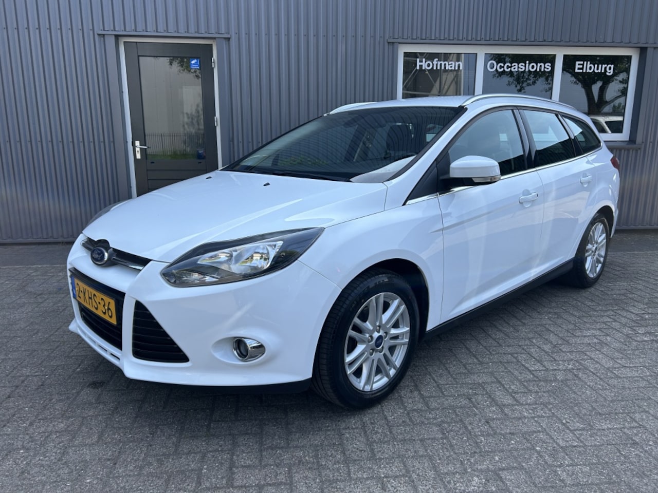 Ford Focus Wagon - 1.0 EcoB. Titanium Airco PDC Cruise APK! - AutoWereld.nl