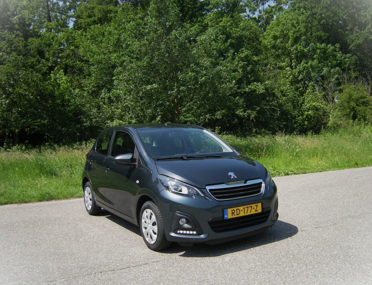 Peugeot 108 - 1.0 e-VTi Active . 5 Drs . Airco . Elec ramen . Centrale vergrendeling . enz - AutoWereld.nl
