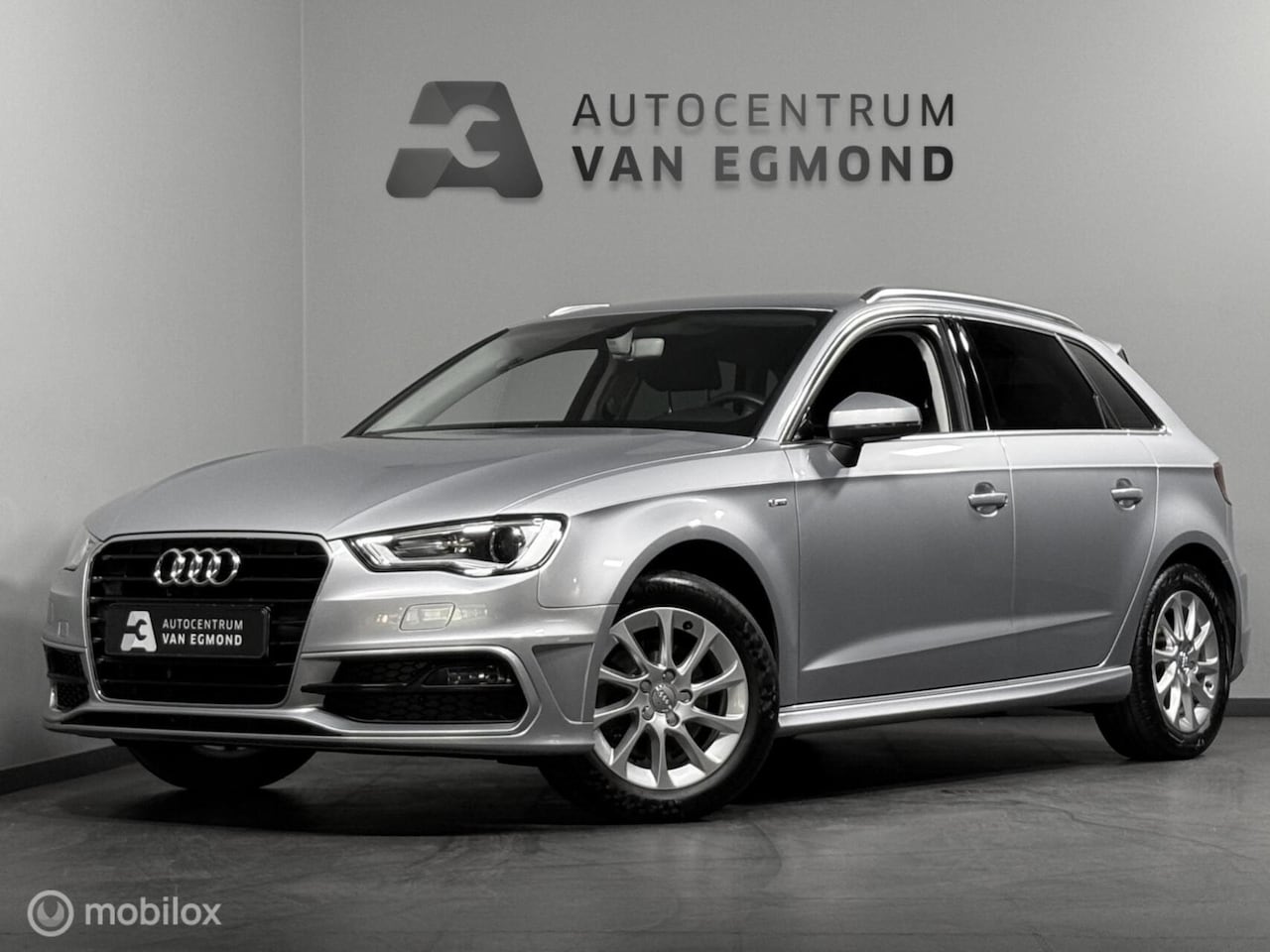 Audi A3 Sportback - 1.4 TFSI S-TRONIC S-LINE | TREKHAAK | NAVI - AutoWereld.nl