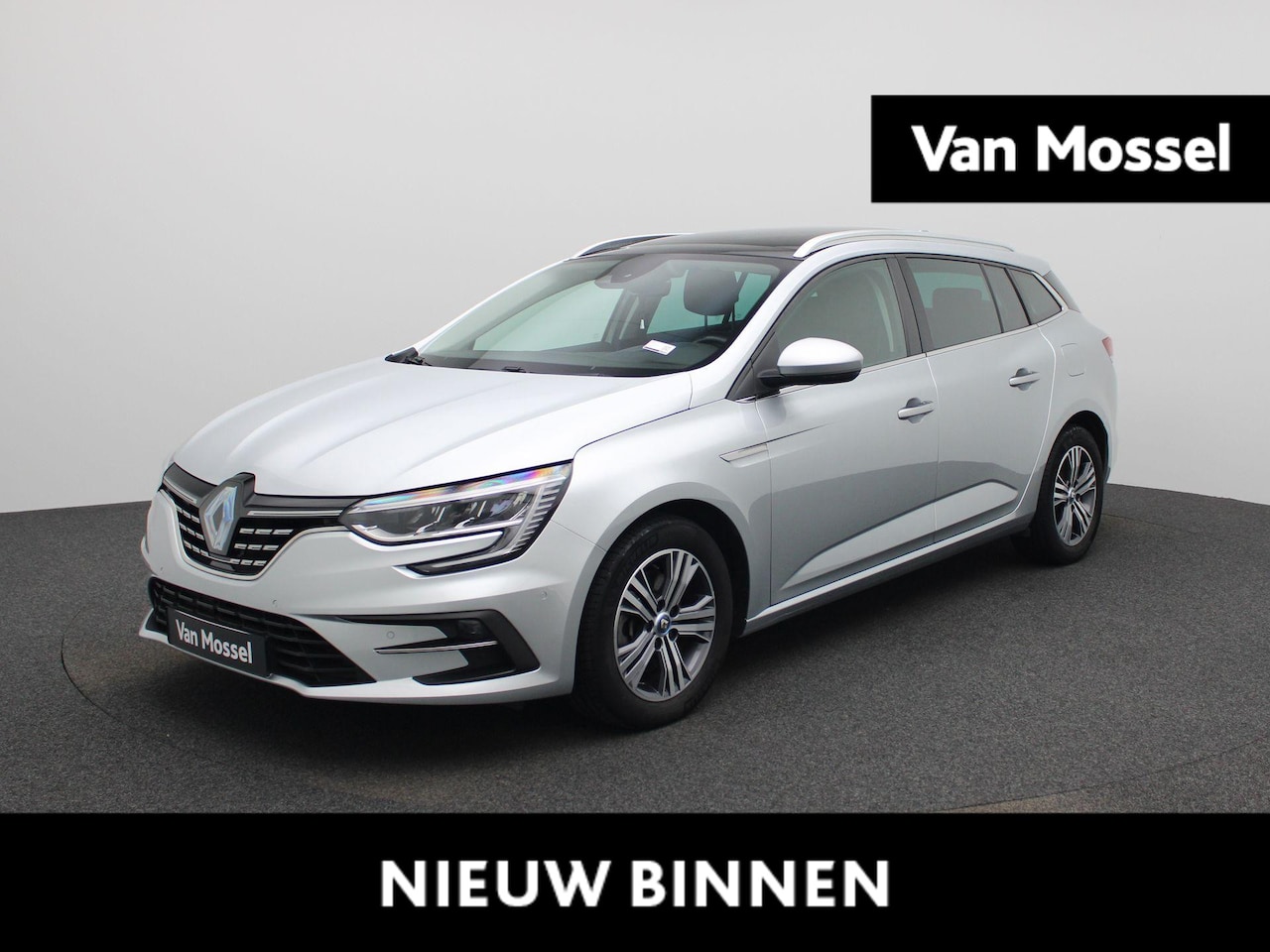 Renault Mégane E-Tech - Estate 1.6 Plug-In Hybrid 160 Intens | Automaat | Trekhaak | Panorama dak | Navigatie | Ap - AutoWereld.nl