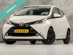 Toyota Aygo - 1.0 VVT-i x-play (5 DEURS, CAMERA, CRUISE, BLUETOOTH, SPORTSTOELEN, NIEUWE APK, NIEUWSTAAT