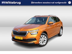 Skoda Kamiq - 1.0 TSI 110pk Ambition / Navigatie by APP / LM 16 inch / Parkeersensoren A / LED / CLIMA a