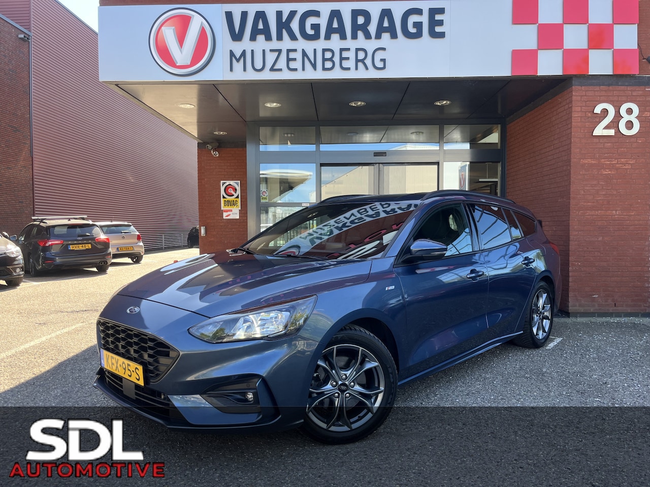 Ford Focus Wagon - 1.0 EcoBoost Hybrid 155PK ST Line // LED // NAVI + CARPLAY // CAMERA // DAB // CLIMA // WI - AutoWereld.nl