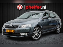Skoda Octavia Combi - 1.6 TDI Greentech Edition Businessline Trekhaak/ Stoelverwarming/ Climate control/ Full ma