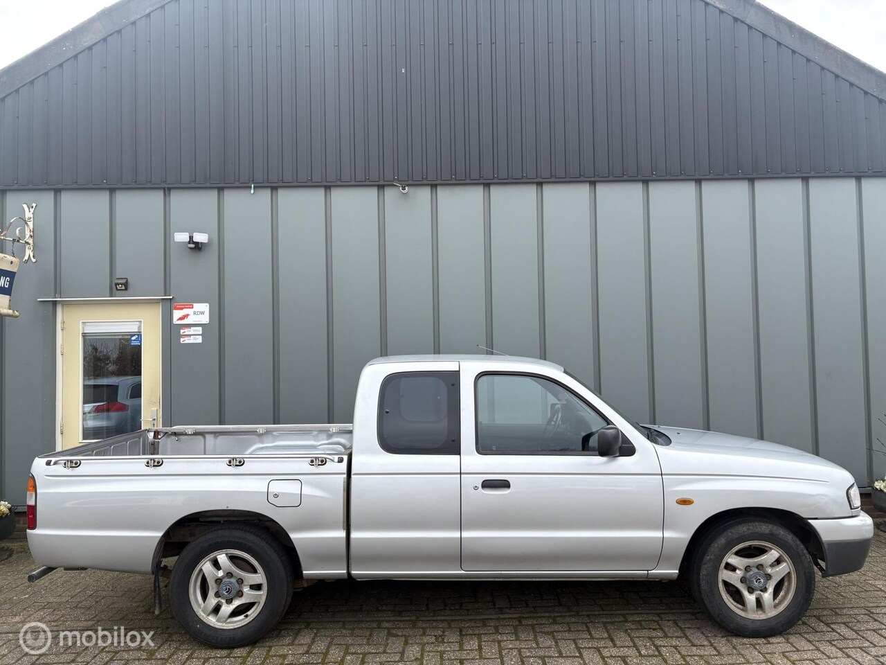 Mazda B-serie - 2.5 D Cab Plus 2.5 D Cab Plus