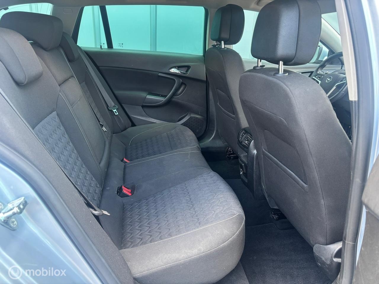 Opel Insignia Sports Tourer - 1.4 Turbo EcoFLEX Design Edition NAP//AIRCO//NAVI//CRUISE//6BAK//TREKHAAK