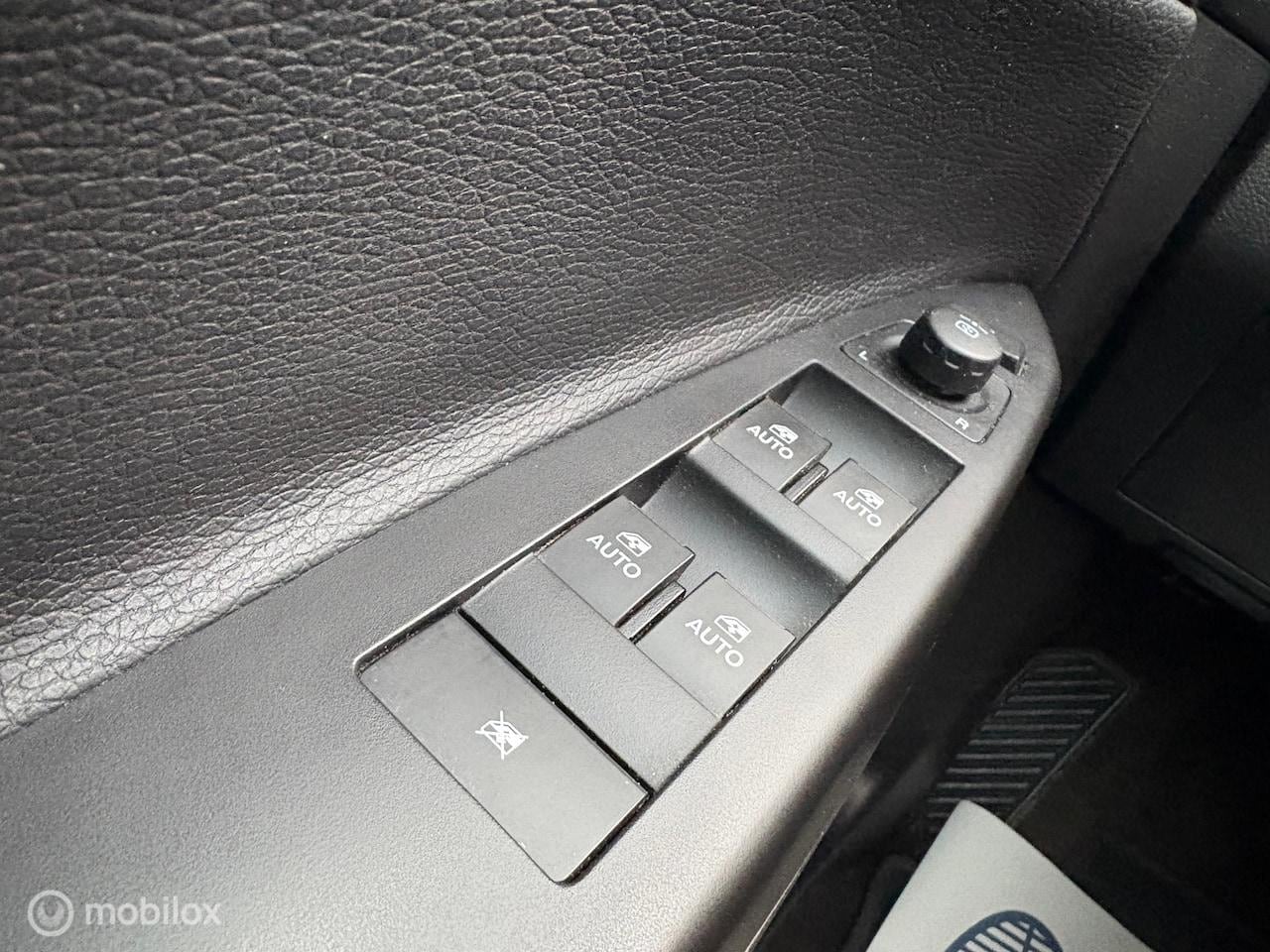 Opel Antara - 2.4-16V Edition 2x4 NAP//AIRCO//CRUISE//TREKHAAK//6BAK//STOELVERW