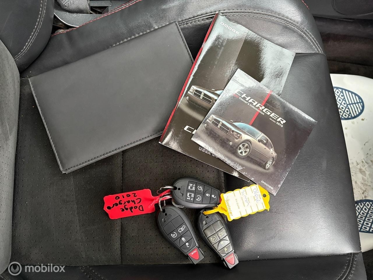 Dodge Charger - R/T 5.7 HEMI AUTOMAAT//5.7//STOELVERW//NAVI//