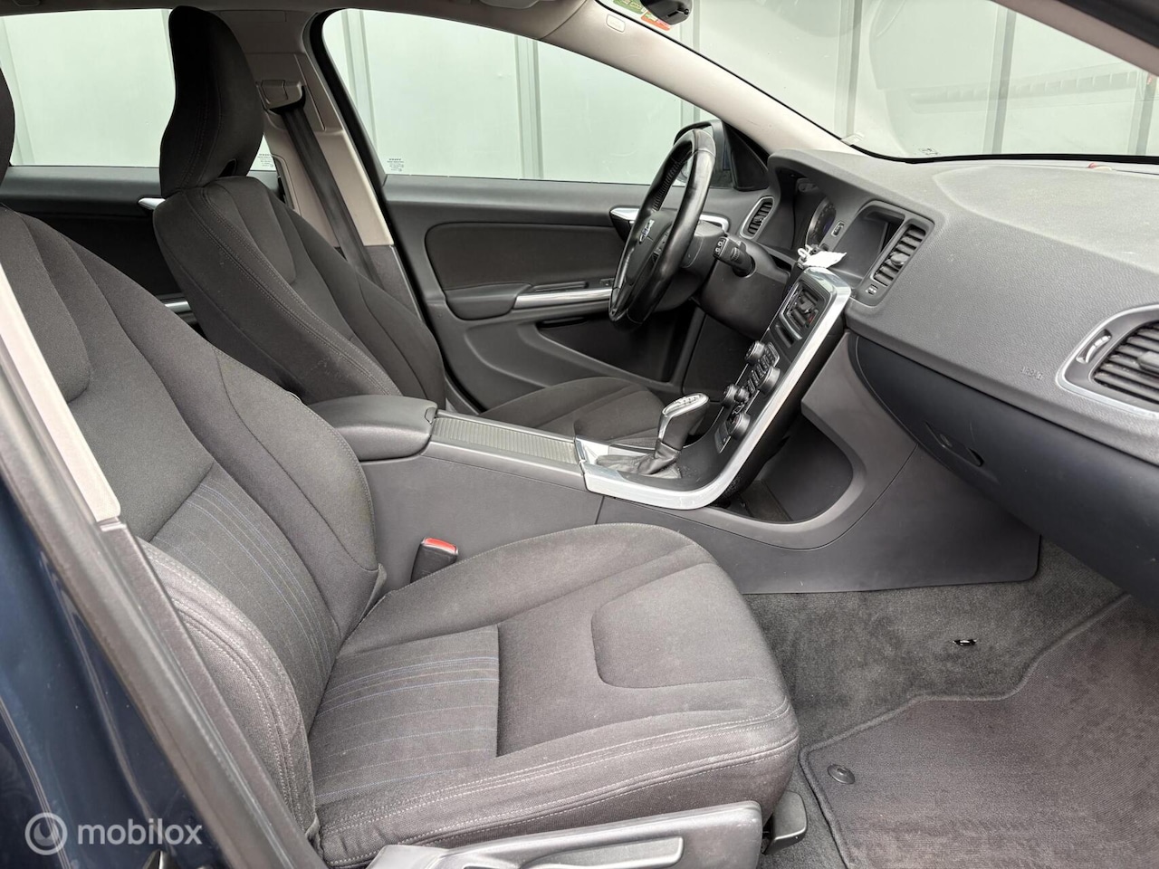 Volvo V60 - 1.6 T3 Kinetic 1.6 T3 Kinetic