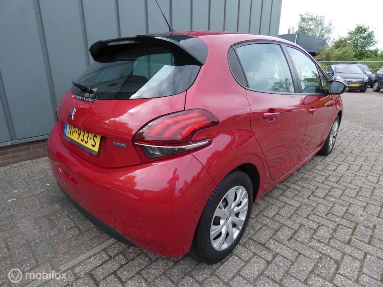 Peugeot 208 - 1.2 PureTech Blue Lion NAP//AIRCO//CRUISE//NAVI//1EIGENAAR//CV+AB