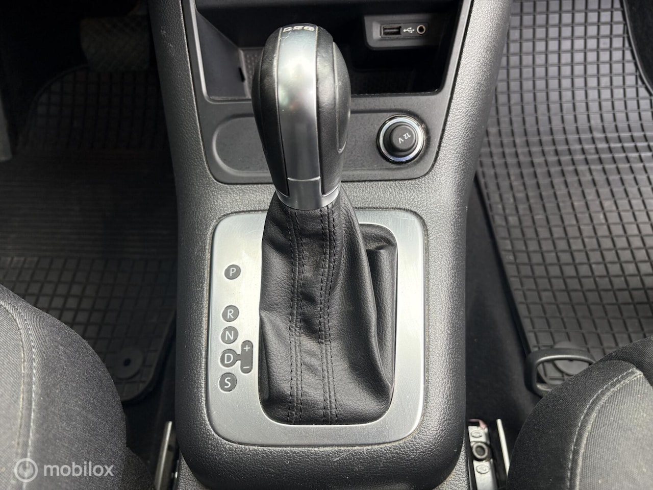 Volkswagen Tiguan - 1.4 TSI R-Line Edition 1.4 TSI R-Line Edition