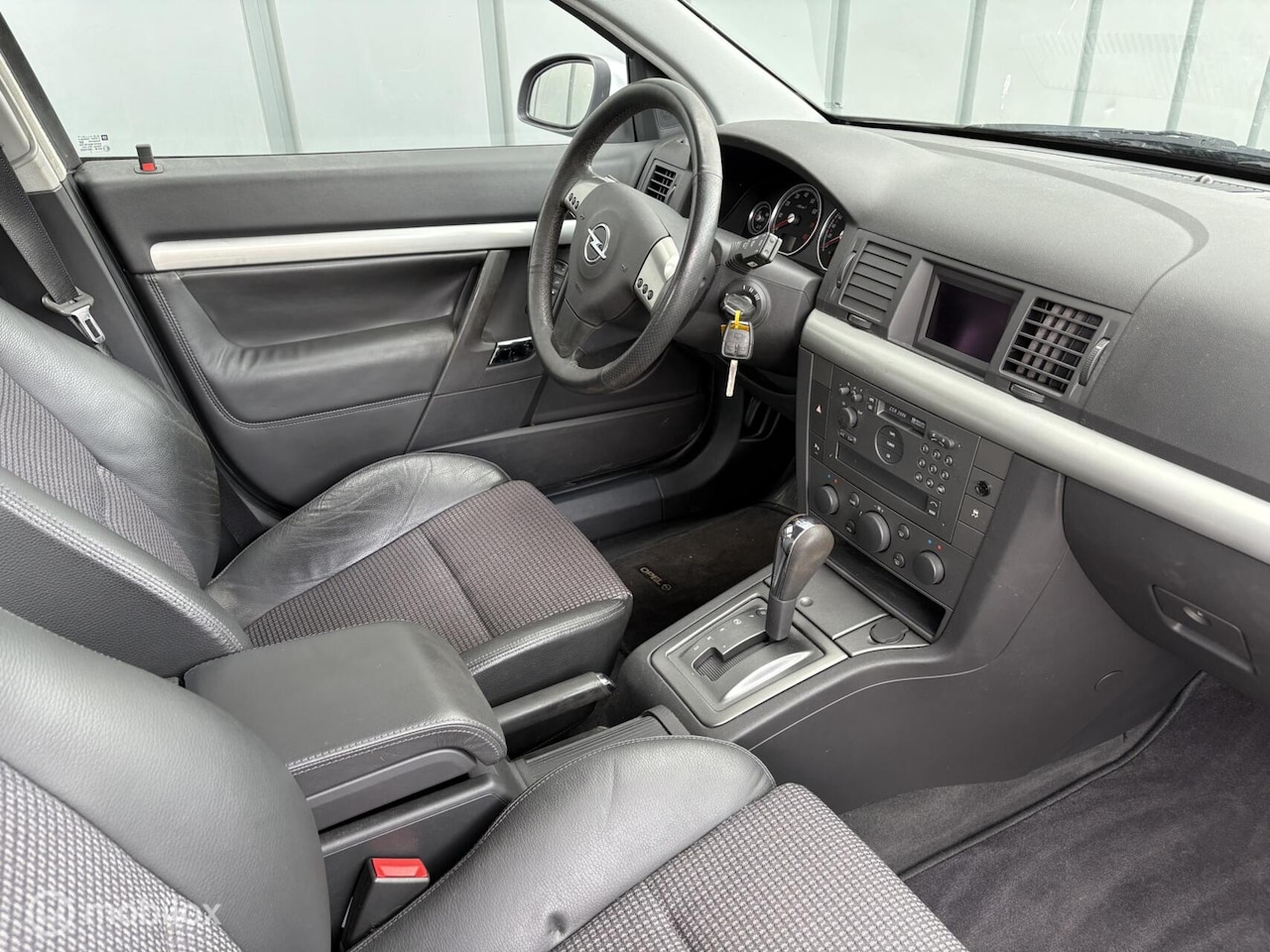 Opel Vectra GTS - 3.2 V6 Elegance 3.2 V6 Elegance