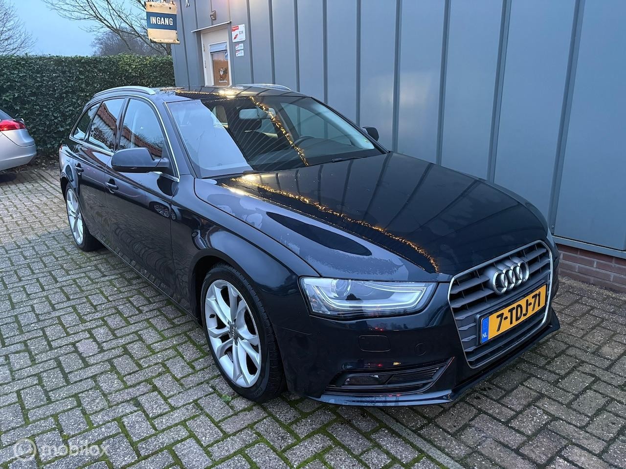 Audi A4 Avant - 1.8 TFSI Business Edition NAP//AIRCO//CRUISE