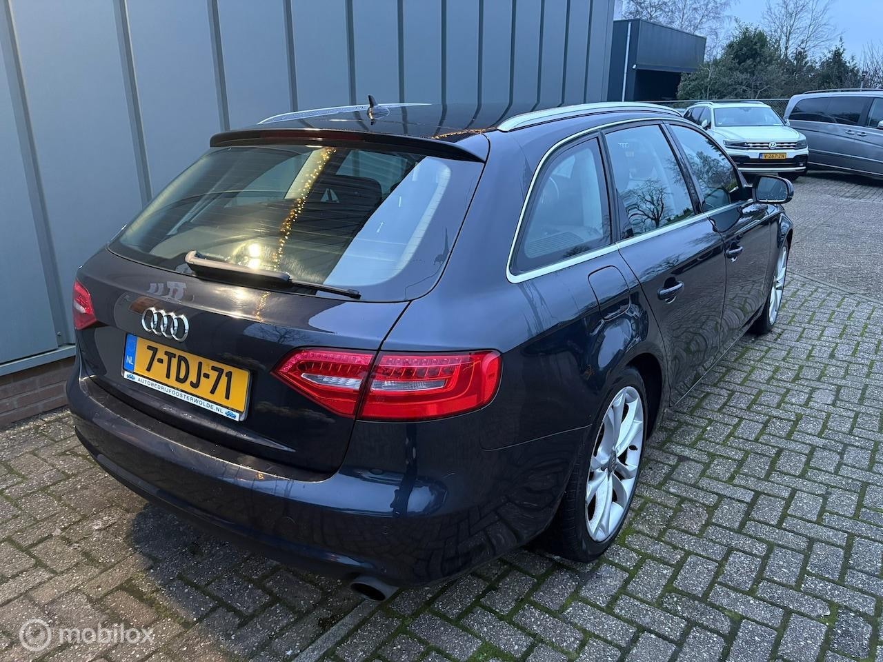Audi A4 Avant - 1.8 TFSI Business Edition NAP//AIRCO//CRUISE