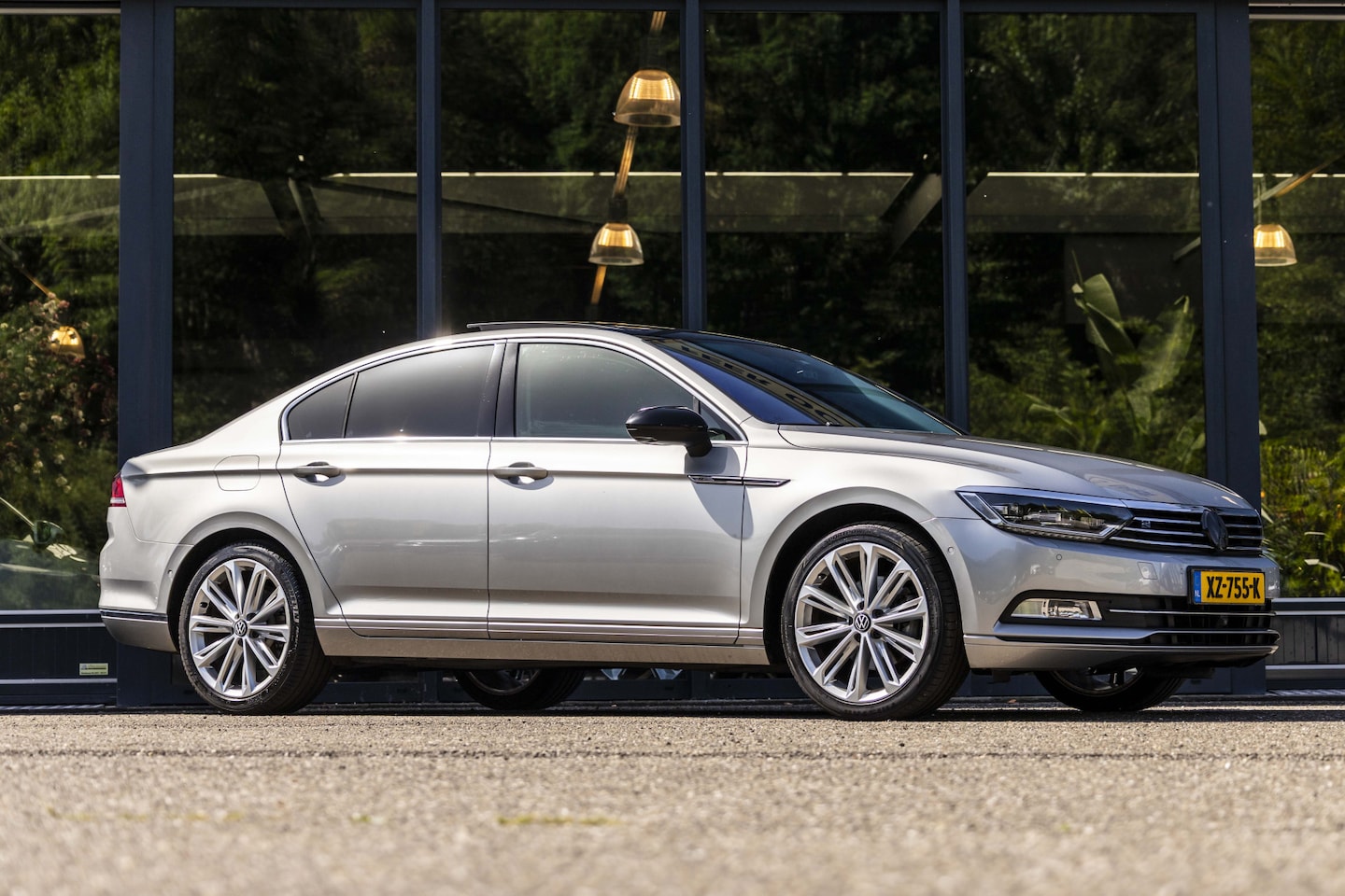 Volkswagen Passat - 1.4 TSI Highline Business R 1.4 TSI Highline Business R - AutoWereld.nl