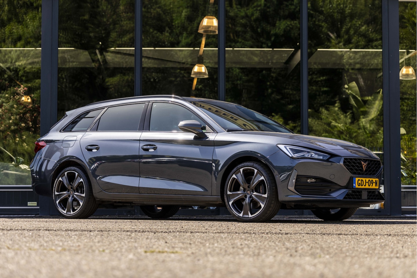 CUPRA Leon Sportstourer - 1.4 e-Hybrid VZ Business - AutoWereld.nl