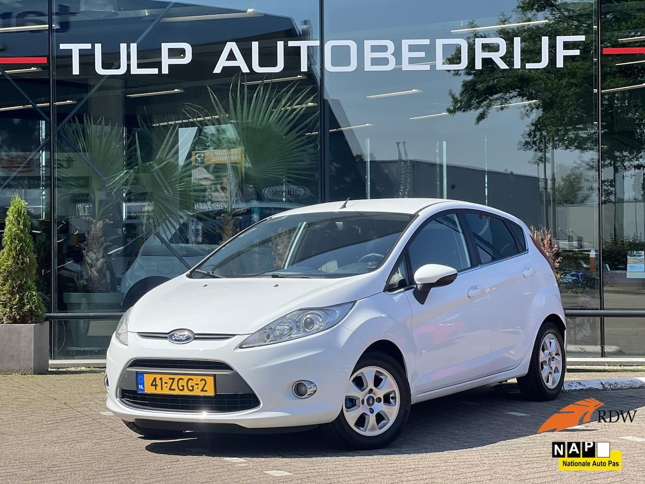 Ford Fiesta - 1.25 Titanium 5-Deurs Airco Clima Cruise NAP - AutoWereld.nl