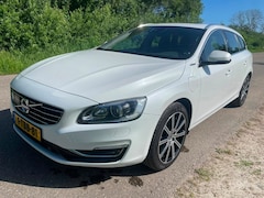 Volvo V60 - 2.4 D6 AWD Plug-In Hybrid Summum