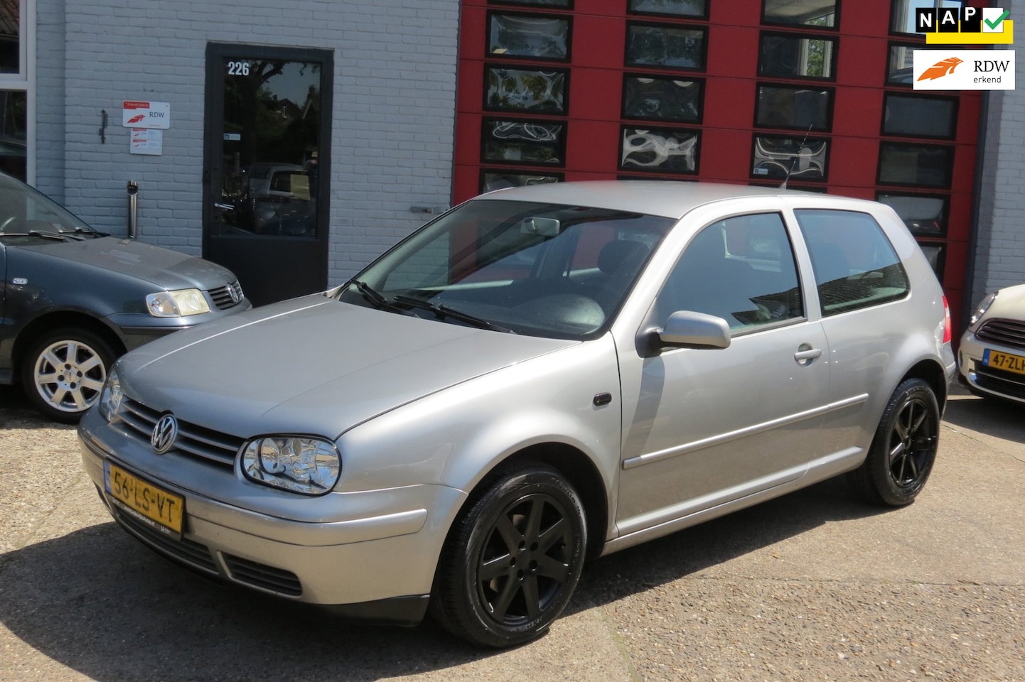 Volkswagen Golf - 1.4-16V Ocean 1.4-16V Ocean , Airco , Nwe APK - AutoWereld.nl