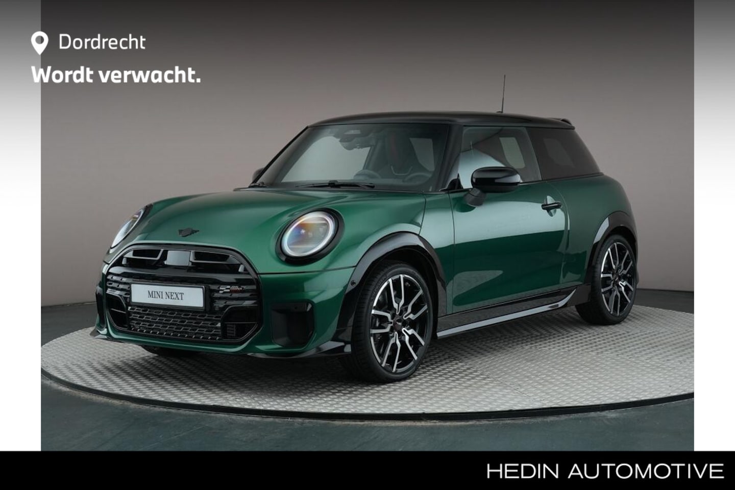 MINI Cooper - 3-Deurs 1.5 C John Cooper Works 157 pk Pakket M | Comfort Access | Panoramadak | Grootlich - AutoWereld.nl