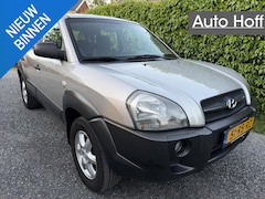 Hyundai Tucson - 2.0i Active | Airco | Elekt. Ramen | Trekhaak | APK tot 11-01-2027