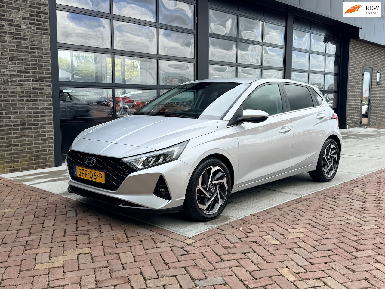 Hyundai i20 - 1.0 T-GDI Comfort Smart | Keyless | Camera | CarPlay | Clima | - AutoWereld.nl