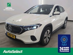 Mercedes-Benz EQA - 250 67 kWh 190pk Business Solution Luxury | Panoramadak | Trekhaak | Lederlook | Camera |
