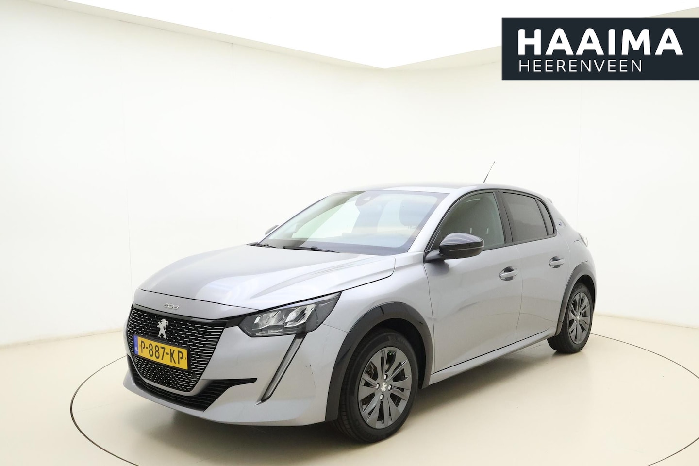 Peugeot e-208 - EV Allure 50 kWh | Stoelverwarming | SOH 90.5%| Apple Carplay / Android auto - AutoWereld.nl