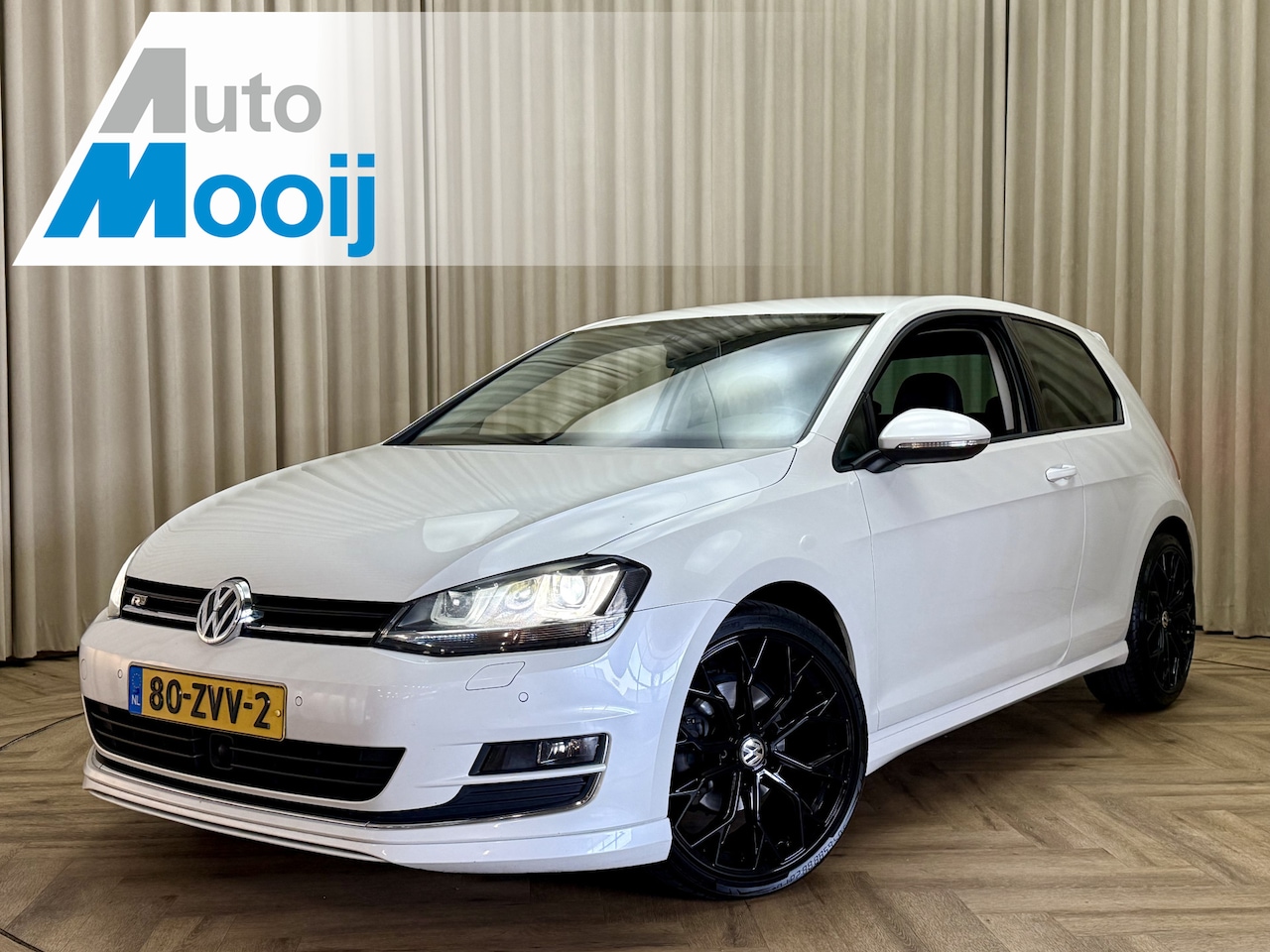 Volkswagen Golf - 1.4 TSI ACT Highline R-Line / Org.NL! / Xenon / Adapt Cruise / Stoelmassage / 1/2 Leder / - AutoWereld.nl