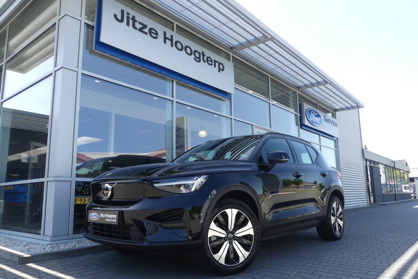 Volvo XC40 - Recharge Core 70 kWh WINTER PACK, CRUISE, CLIMA, NAVI, CAMERA, PDC V&A, APPLE CARPLAY/ANDR - AutoWereld.nl