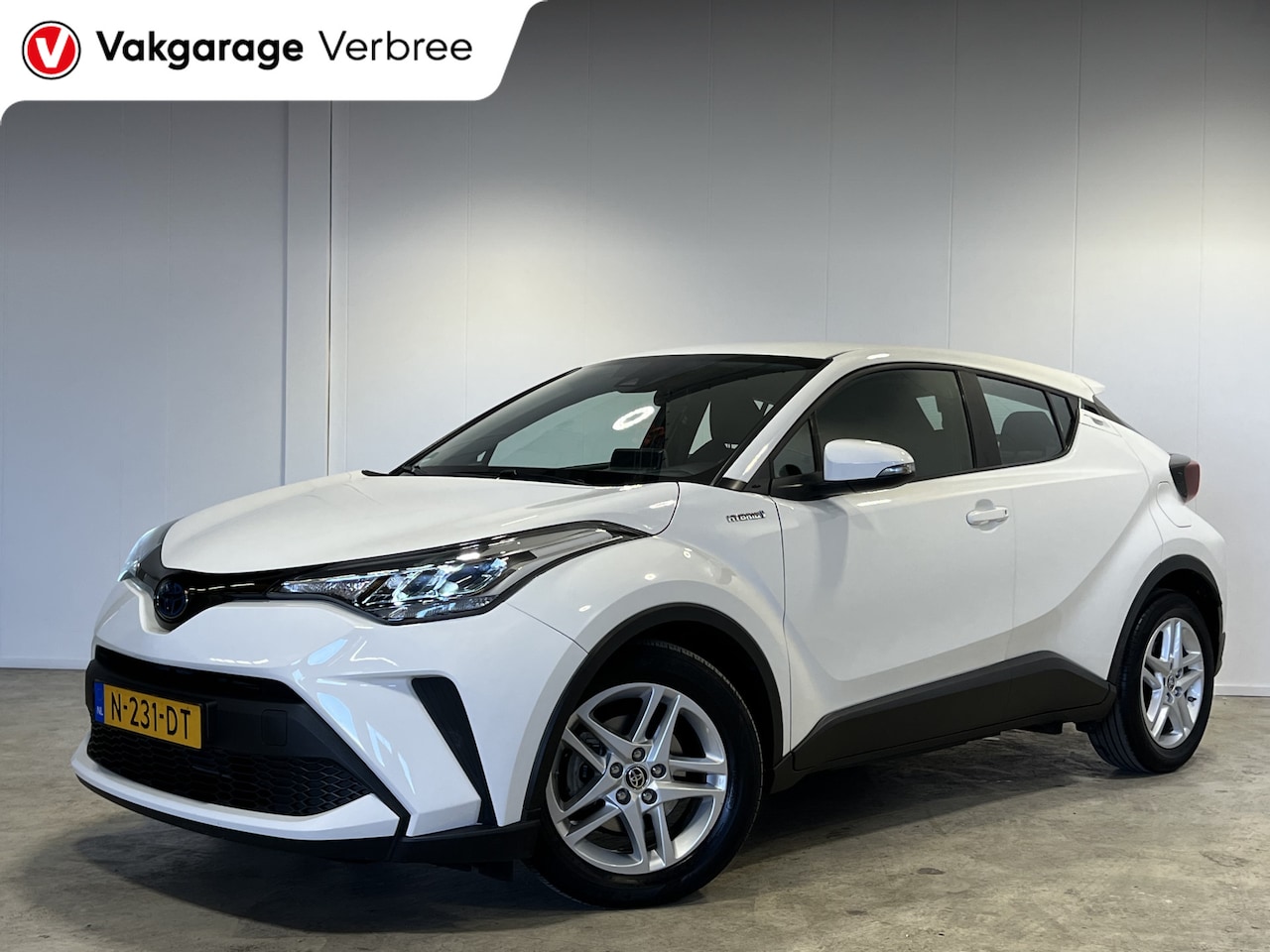 Toyota C-HR - 1.8 Hybrid Active | Navigatie/Android/Apple Carplay | LM Velgen 17" | Cruise Control Adapt - AutoWereld.nl