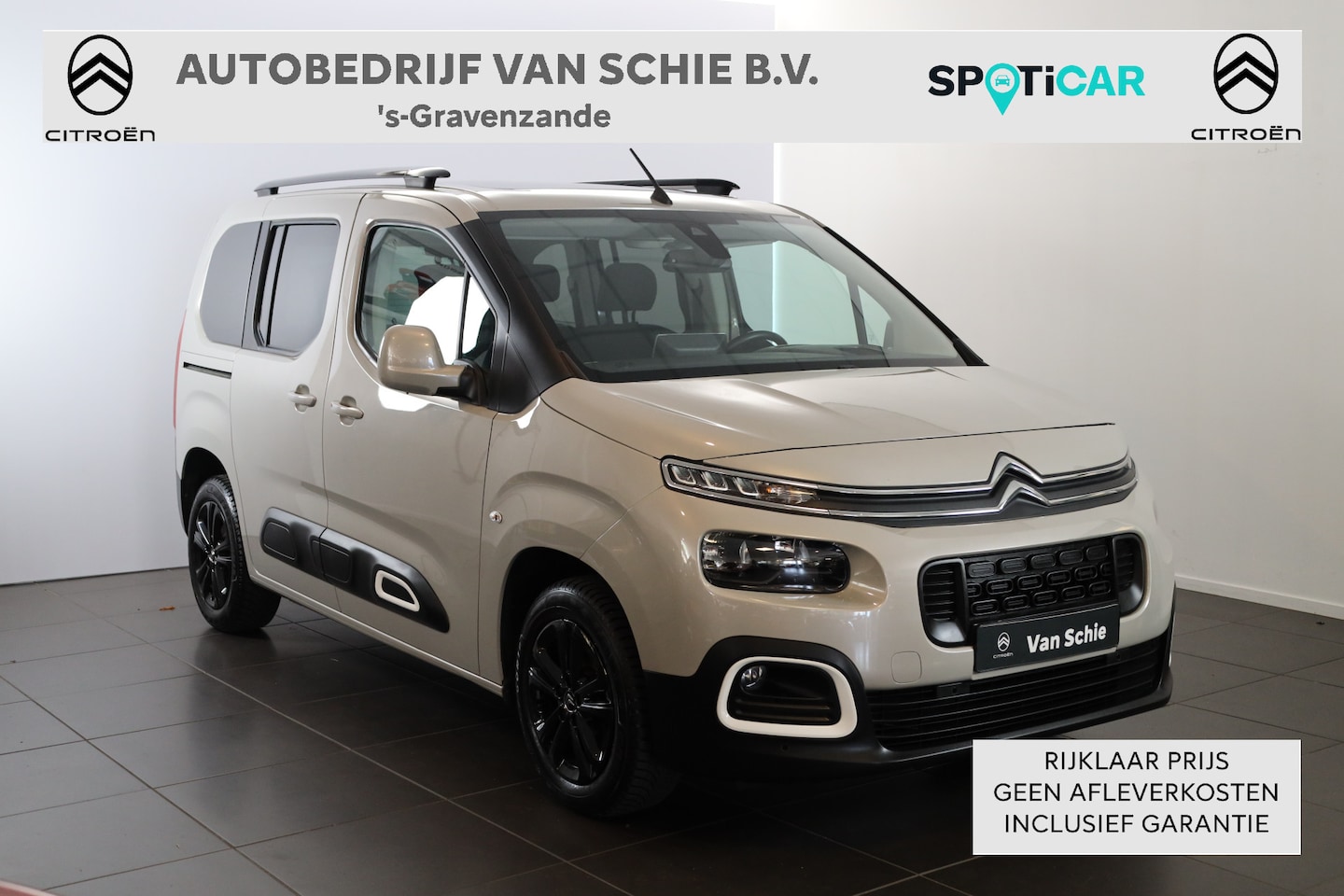 Citroën Berlingo - PT 130 Shine Apple Carplay | Android Auto | Panorama dak | Head-Up - AutoWereld.nl