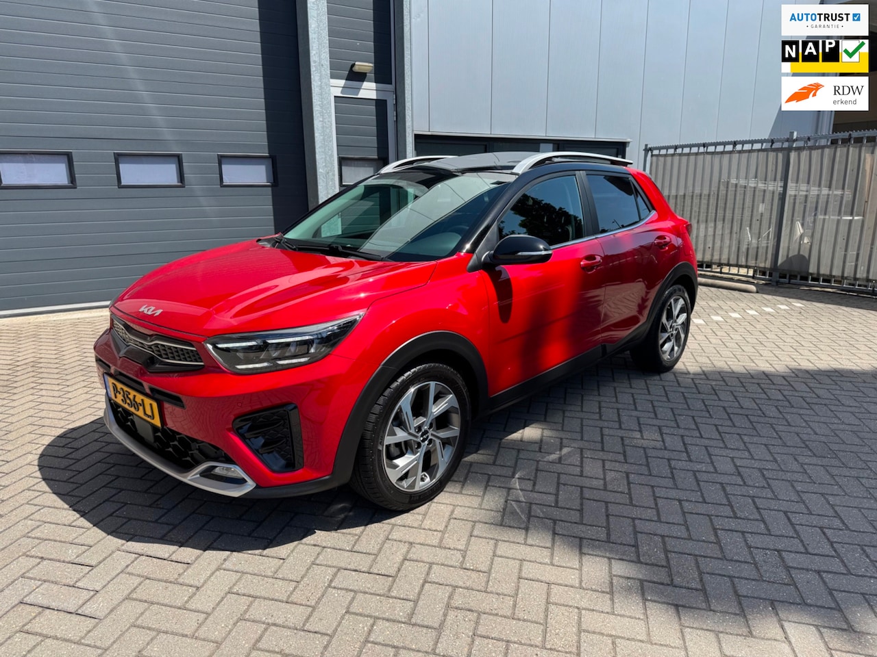 Kia Stonic - 1.0 T-GDi MHEV GT-PlusLine 1.0 T-GDi MHEV GT-PlusLine 120PK, Schuifdak, Stoel-/stuurverwarming, LED, etc. - AutoWereld.nl