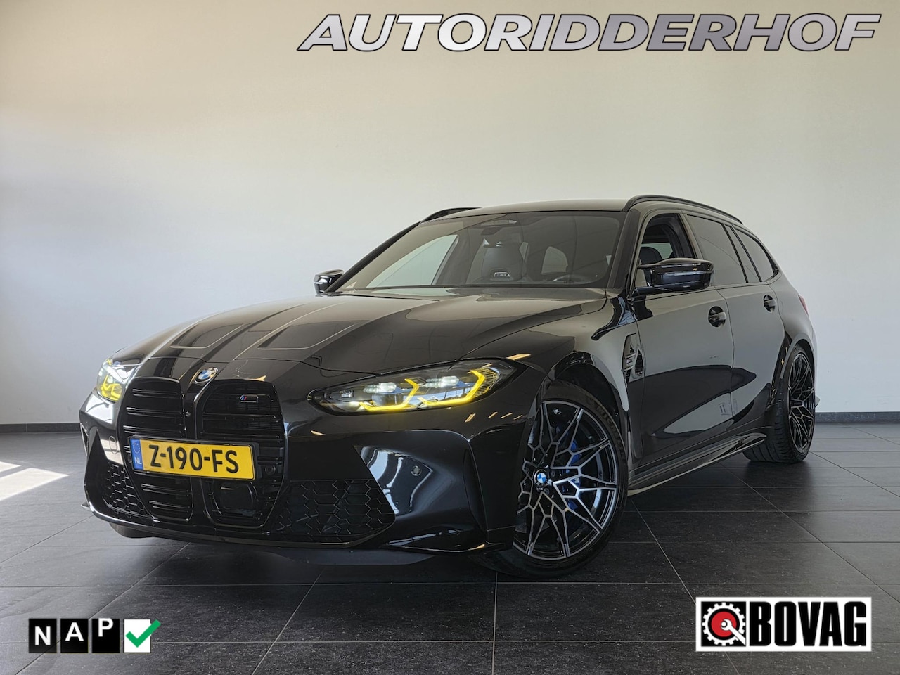 BMW 3-serie Touring - M3 xDrive Competition | Volledig Akrapovič! - AutoWereld.nl