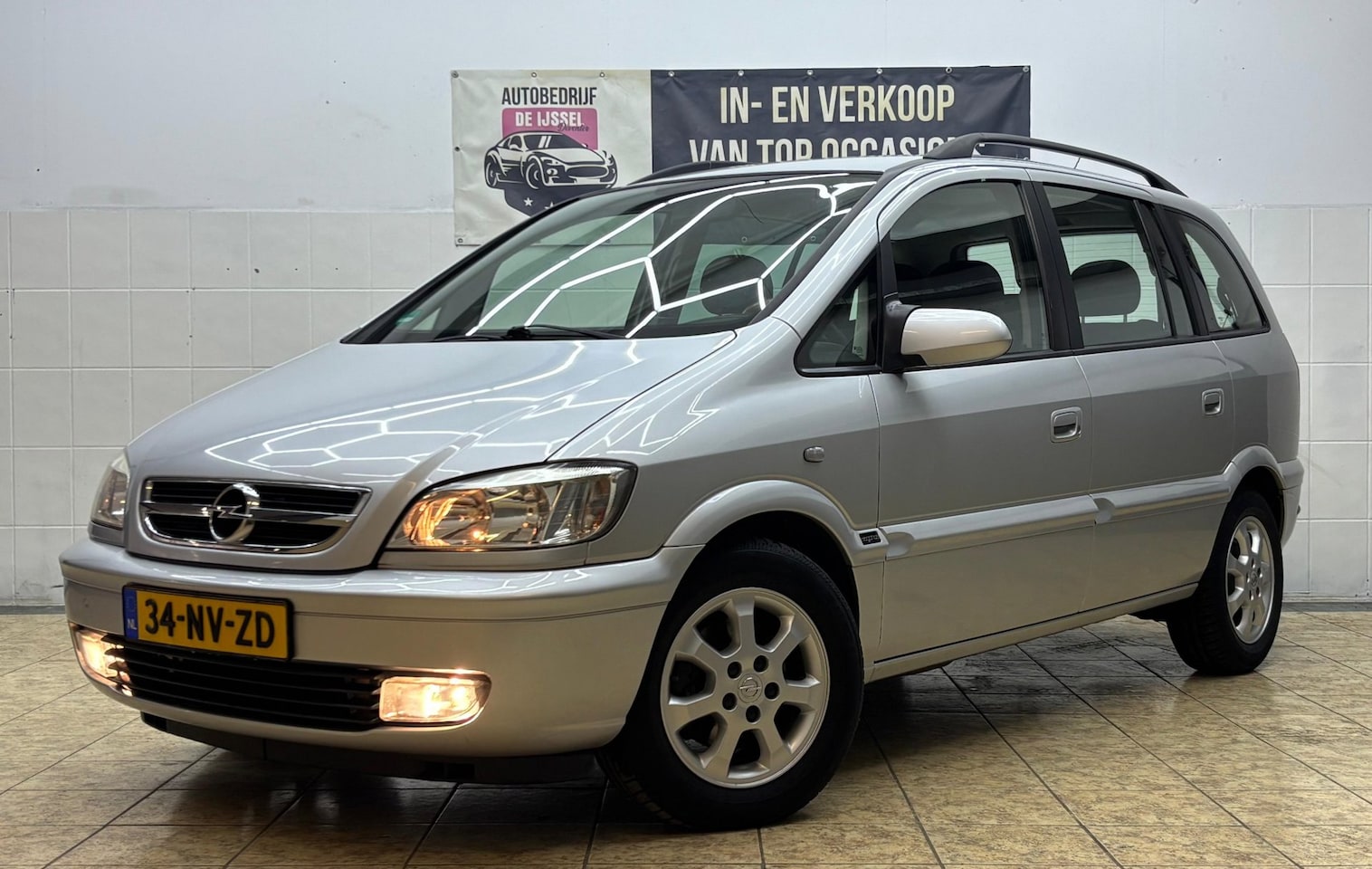 Opel Zafira - 1.6-16V Elegance/NW APK/2DE EIG - AutoWereld.nl