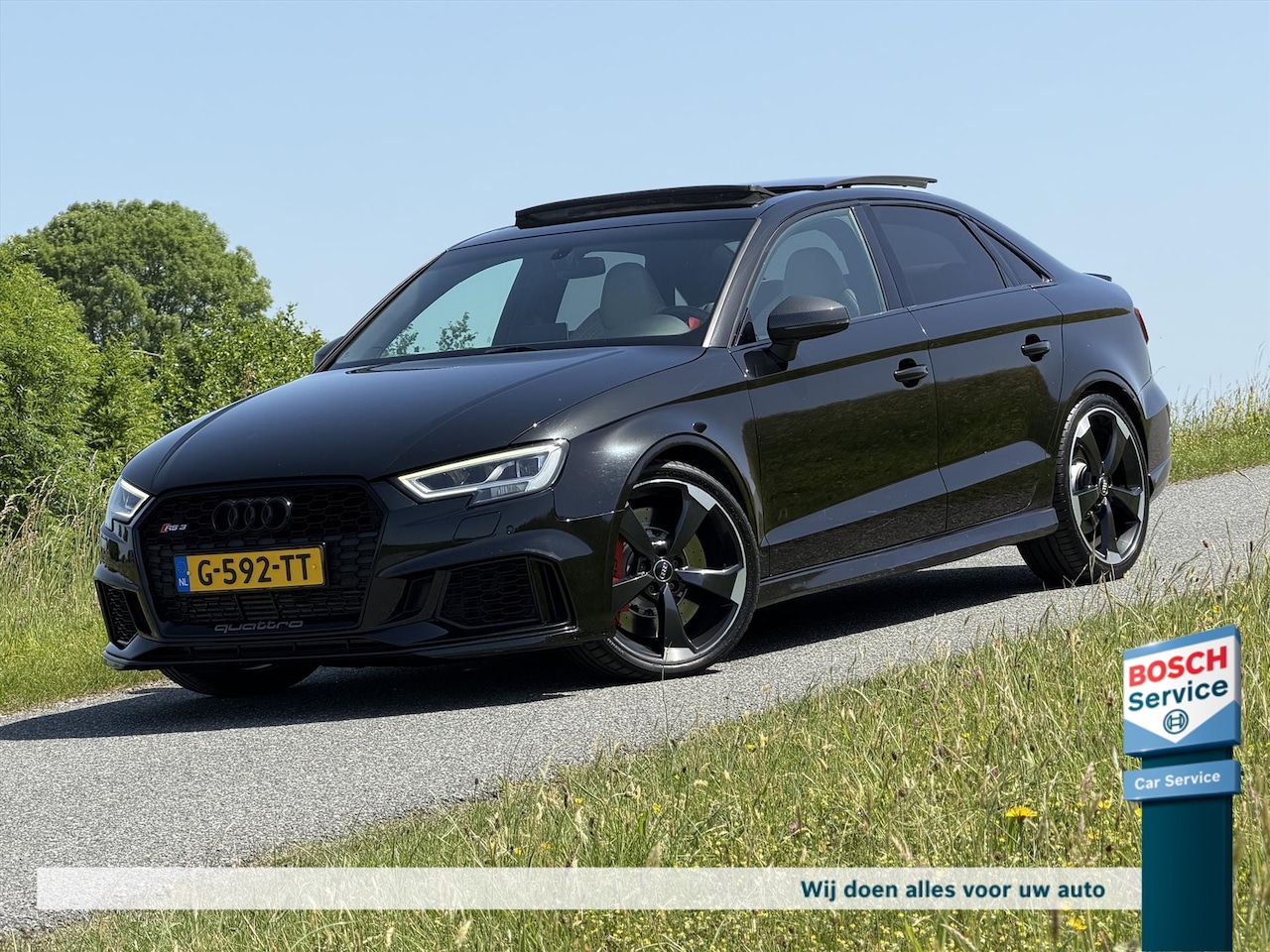 Audi RS3 - - Limousine 2.5 TFSI 400PK Quattro / Pano / Virtual Cockpit / Schaalstoelen / Keyless / Ca - AutoWereld.nl
