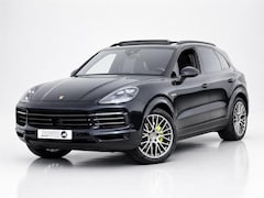 Porsche Cayenne - 3.0 E-Hybrid Platinum Edition | ACC | Carplay | Trekhaak | Panorama