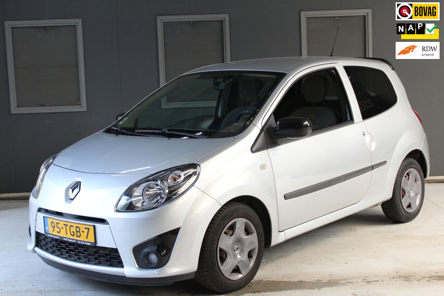 Renault Twingo - 1.2-16V Collection 1.2-16V Collection - AutoWereld.nl