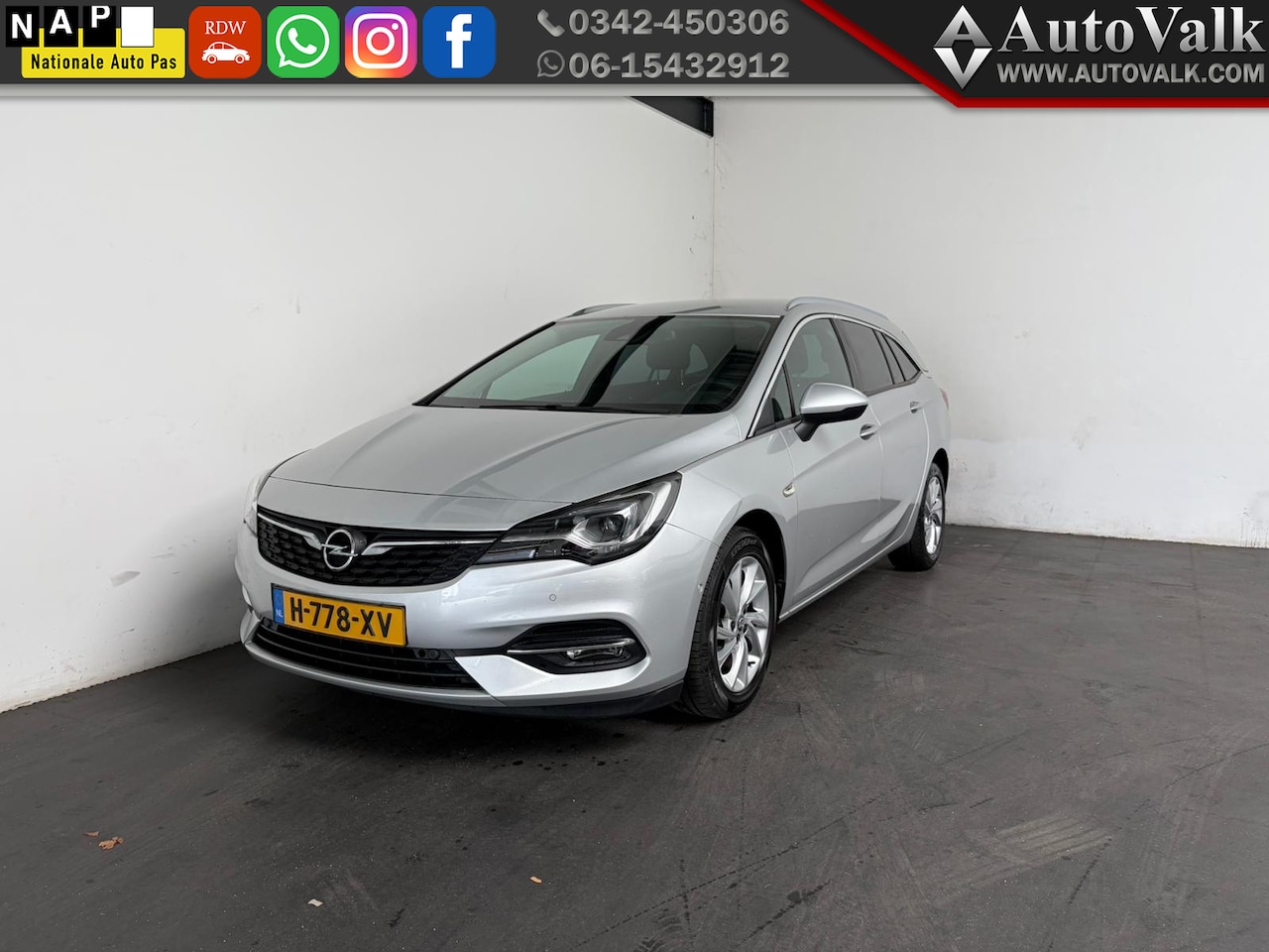 Opel Astra Sports Tourer - 1.2 Ultimate. Trekhaak! - AutoWereld.nl
