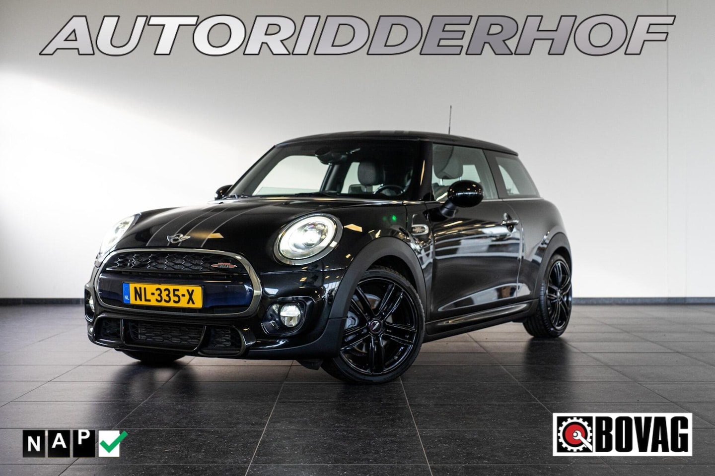 MINI John Cooper Works - 1.5 Kings Cross | JCW | Navi | Keyless | PDC | HK - AutoWereld.nl