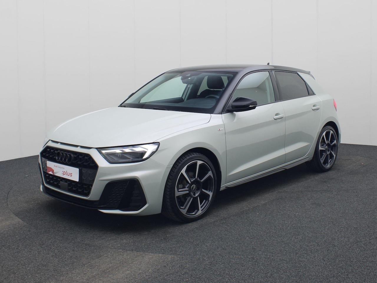 Audi A1 Sportback - 30 TFSI/116PK S Line · Apple/Android Car Play · Camera + Parkeersensoren · LED · Garantie - AutoWereld.nl